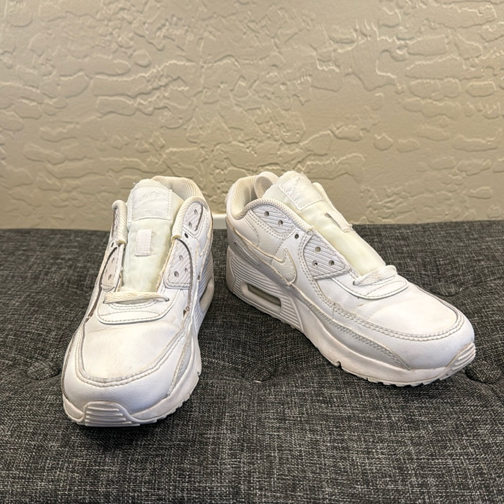 Nike Kids' Air Max 90, white leather, little kids size 3